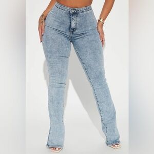 #5 NWT Side Slit Stretchy Bootcut Jeans - Acid Wash Denim - Size 9